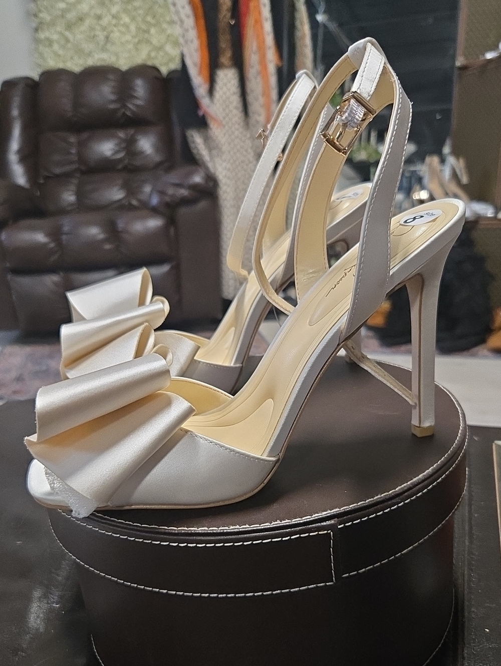 Jessica Simpson Olivine Bow Heeled Sandals.  Sz 8. New - Picture 3 of 5